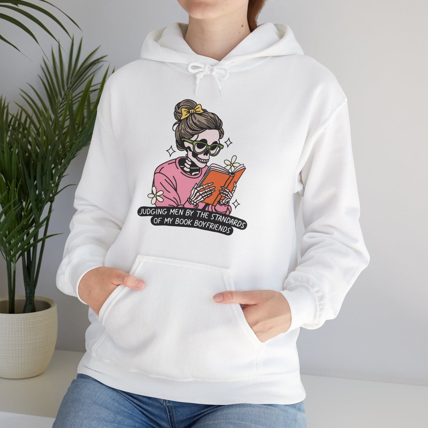 Judging Men By the standards of my book Boyfriends-hoodie